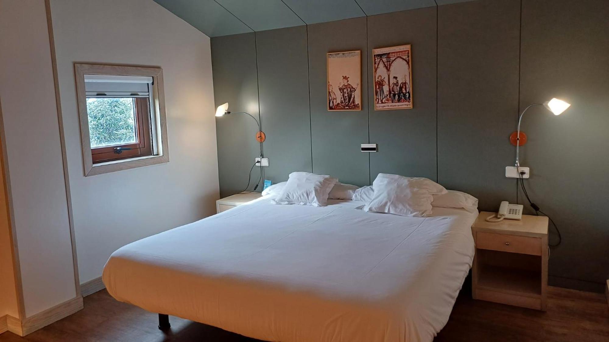 Ruta Jacobea Hotel Lavacolla Kültér fotó