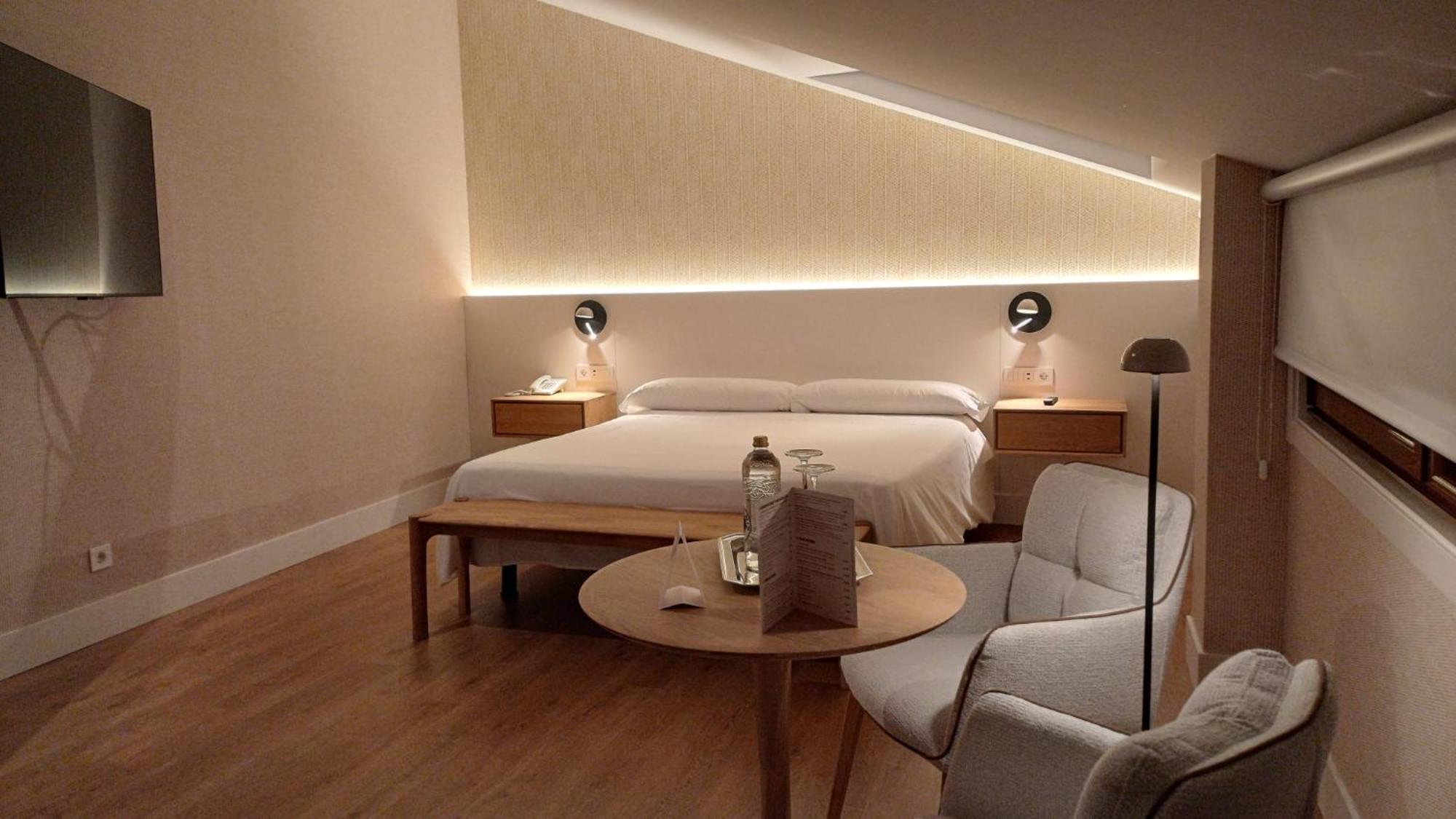 Ruta Jacobea Hotel Lavacolla Kültér fotó